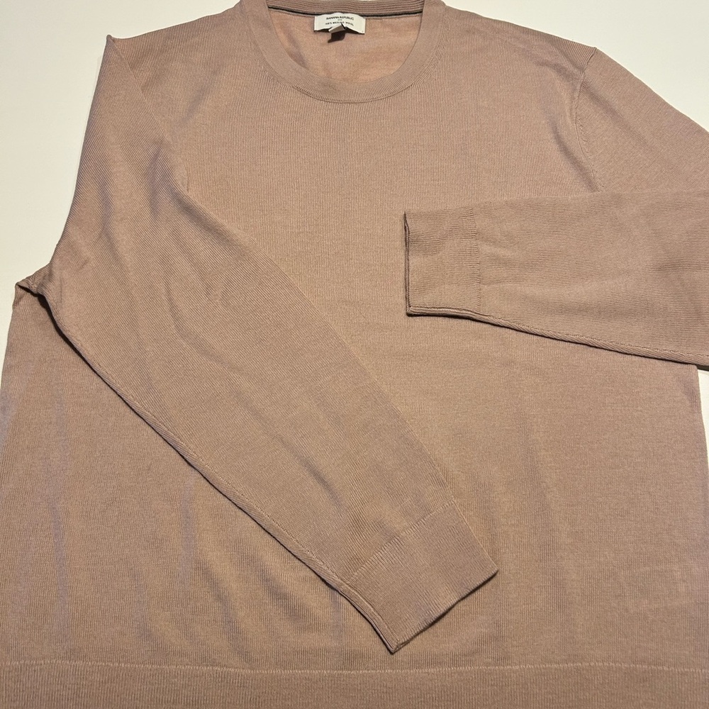 100% Marino wool men’s sweater set